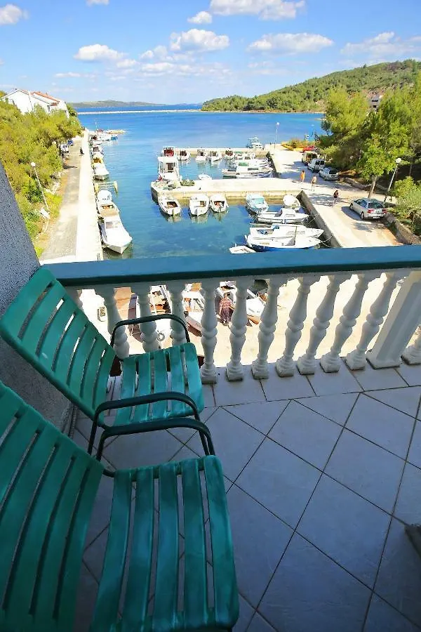 Apartment And Rooms Roko Zaglav